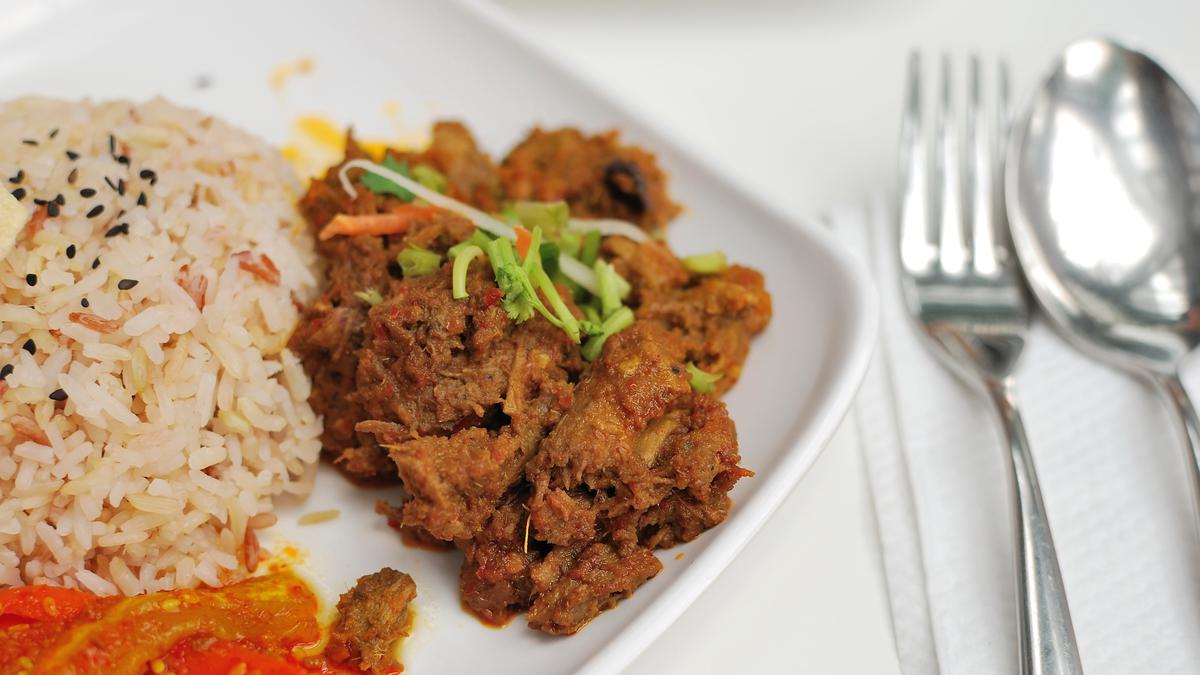 Resep Rendang Jamur Vegan Kaya Rempah tanpa Santan