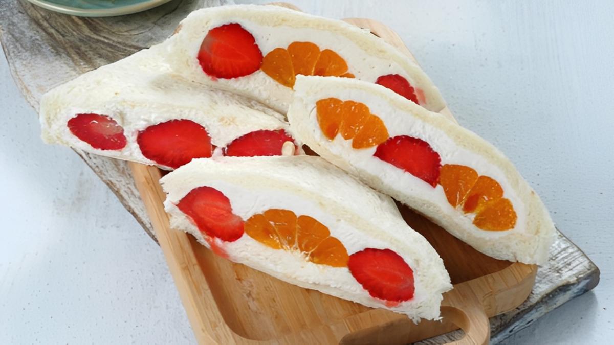 Cara Membuat Fruit Sando dengan Buah yang Segar dan Lembut