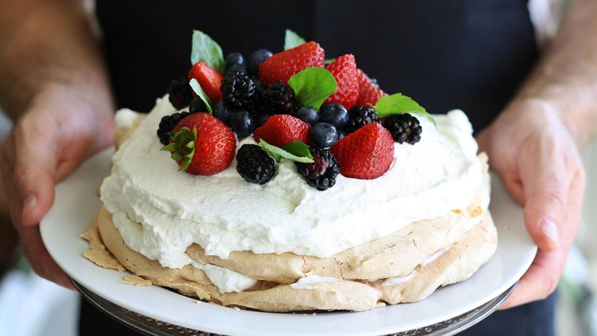 Langkah agar Whipped Cream Tahan Lama, Simpel untuk Dekorasi Kue Kokoh
