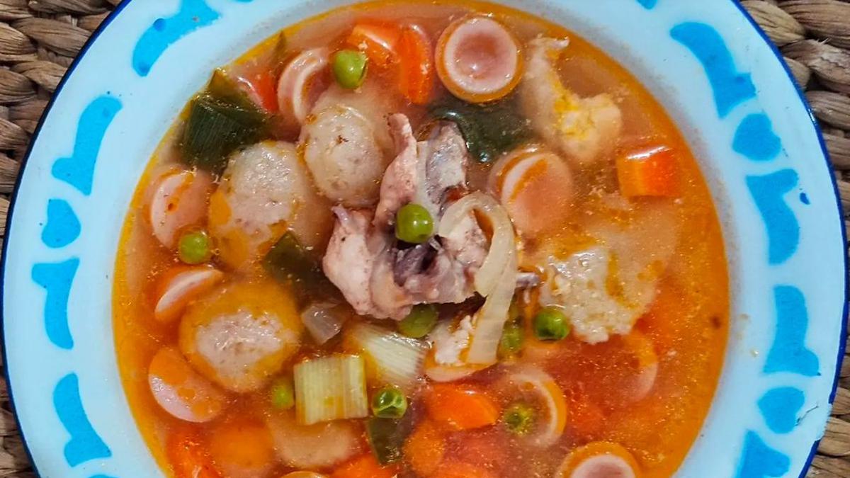 Cara Masak Sup Merah Rumahan: Kuah Tomat Kental, Tak Getir dan Terlalu Asam